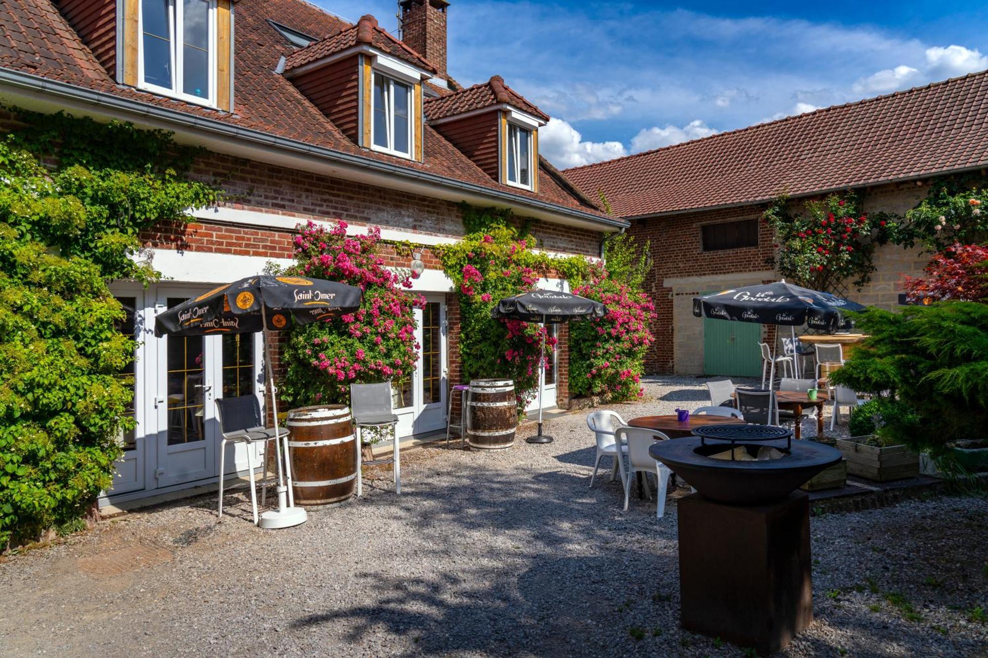Auberge de l'Arc en Ciel Fauquembergues Buitenkant foto